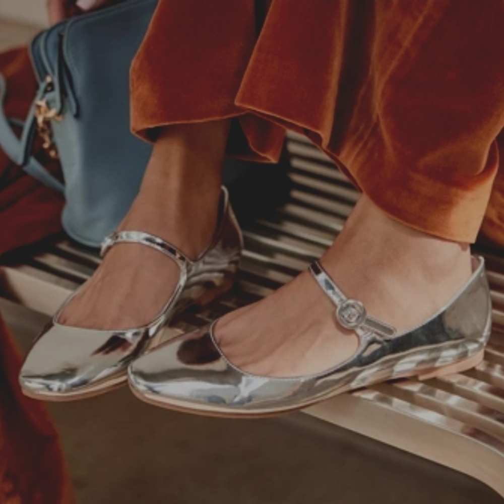 Steve Madden  Silver Mary Jane Flats